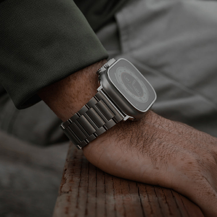 BRACELET À MAILLONS EN TITANE LUX51