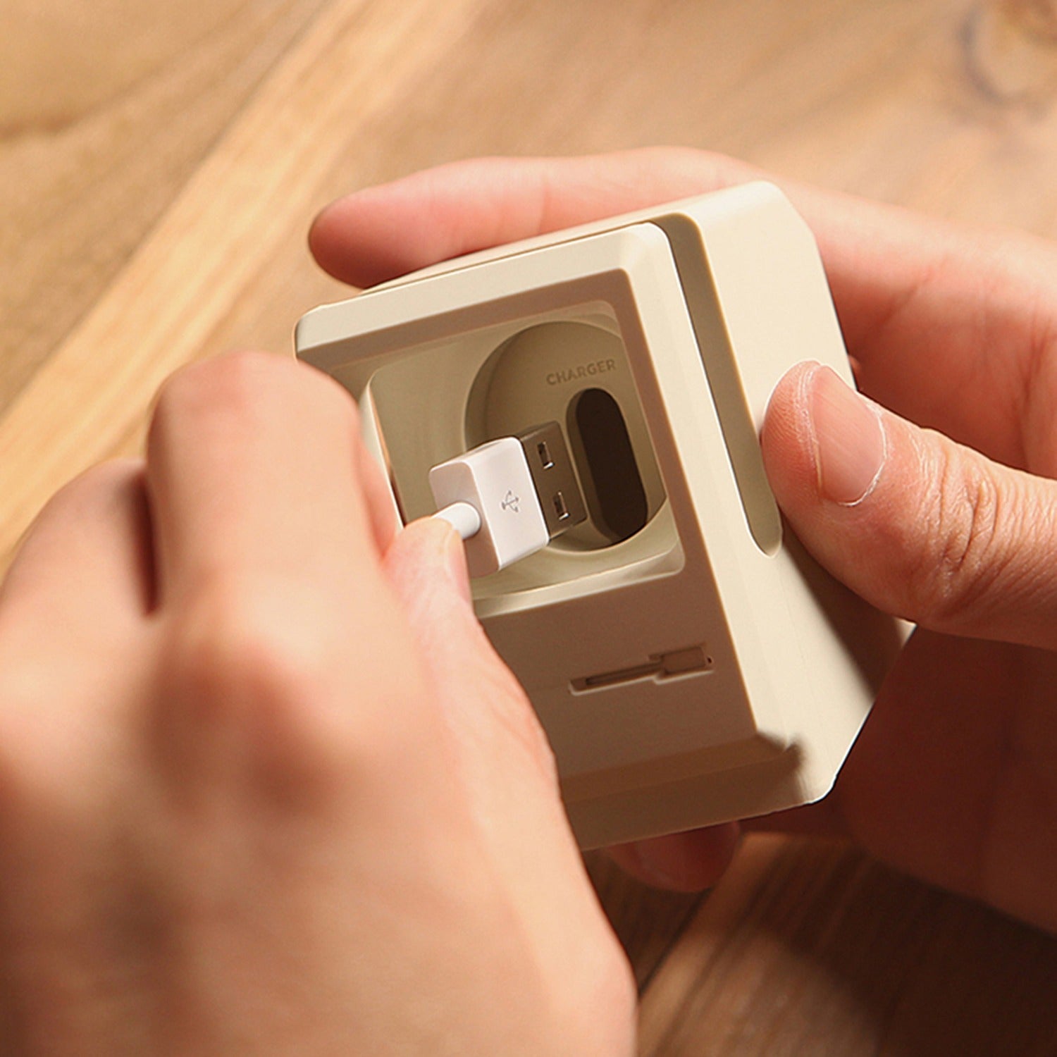 Support de charge rétro classique pour Apple Watch MAC