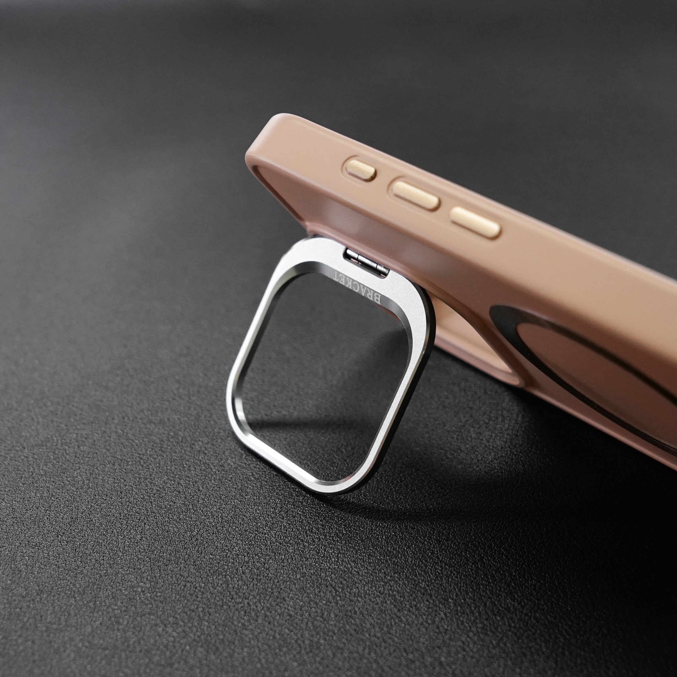 Coque iPhone compatible MagSafe, protection de qualité militaire, support de rangement intégré, coque arrière résistante aux rayures, série Classic