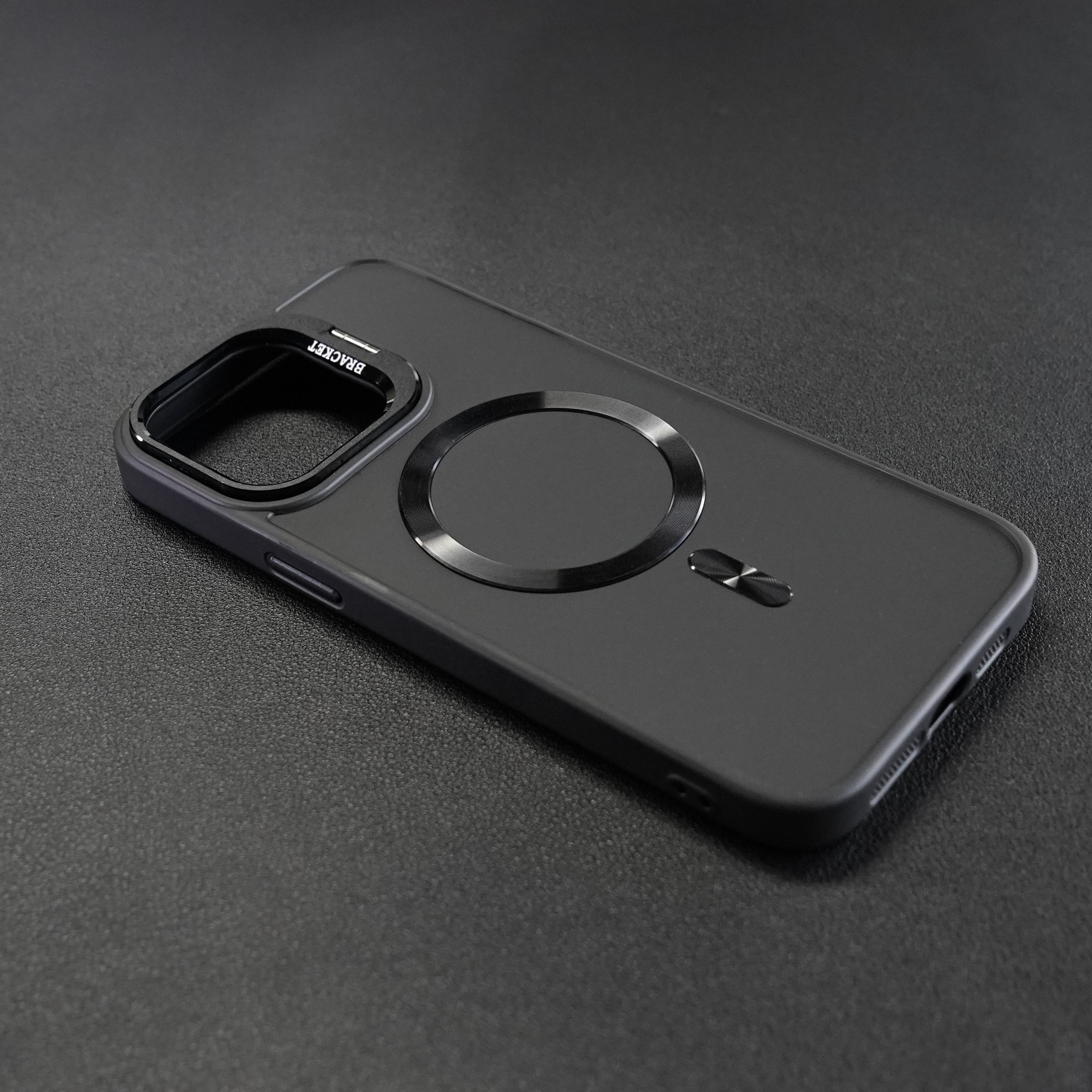 Coque iPhone compatible MagSafe, protection de qualité militaire, support de rangement intégré, coque arrière résistante aux rayures, série Classic