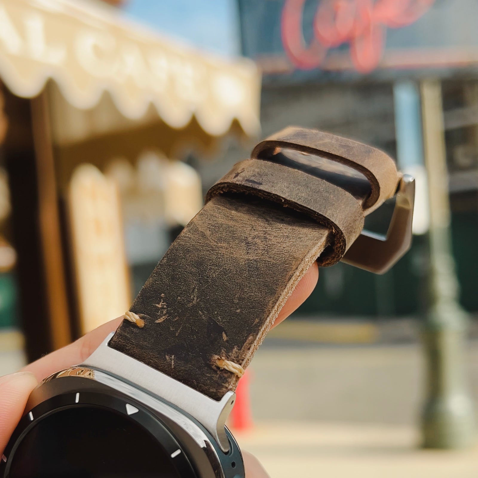 BRACELET EN CUIR R02